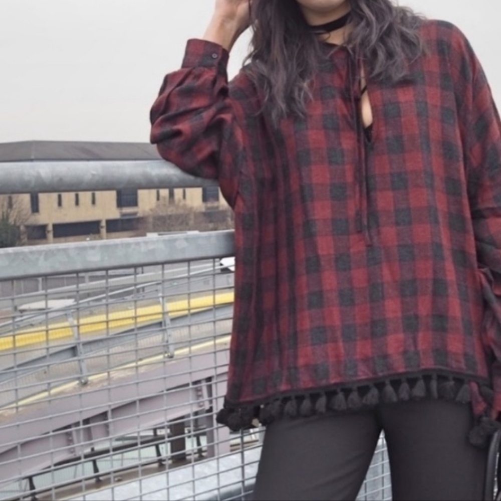 Zara Checkered Buffalo Plaid Red& Black Women's Boho Tassel Hem Oversized Top